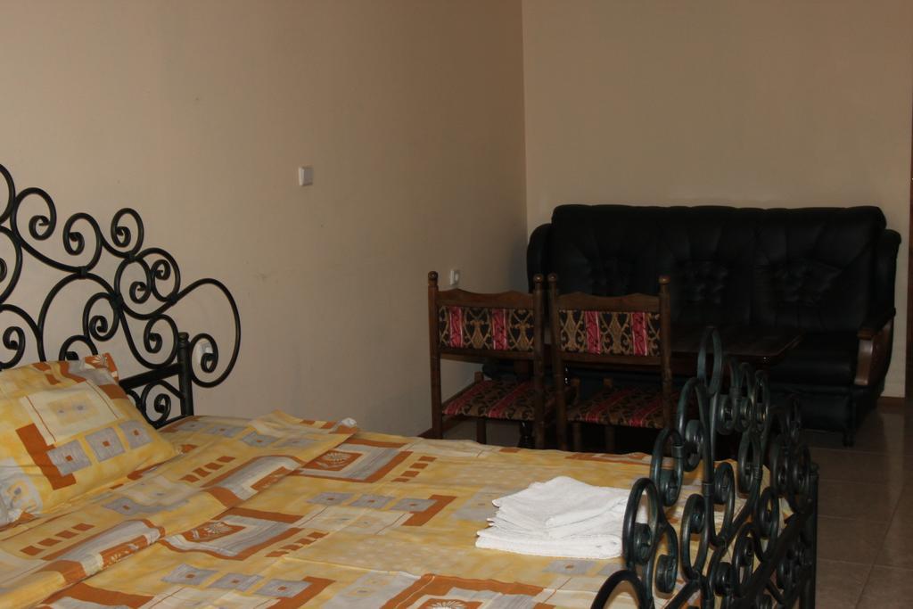 Guest House Chinarite Сандански Номер фото